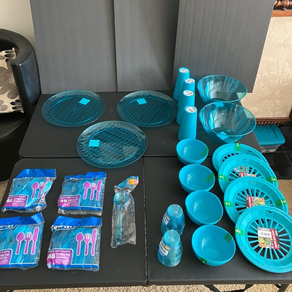 Brand New Turquoise party supplies